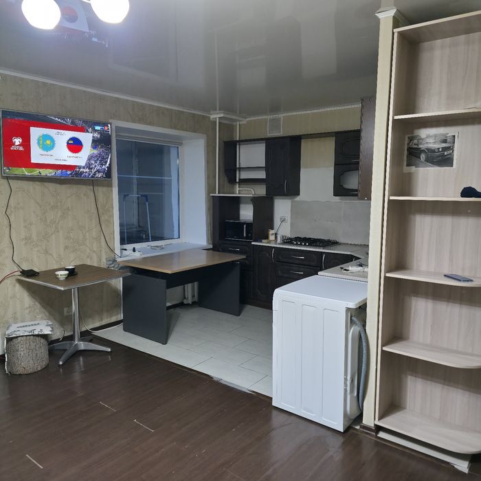 Сдам 2 х комн центр