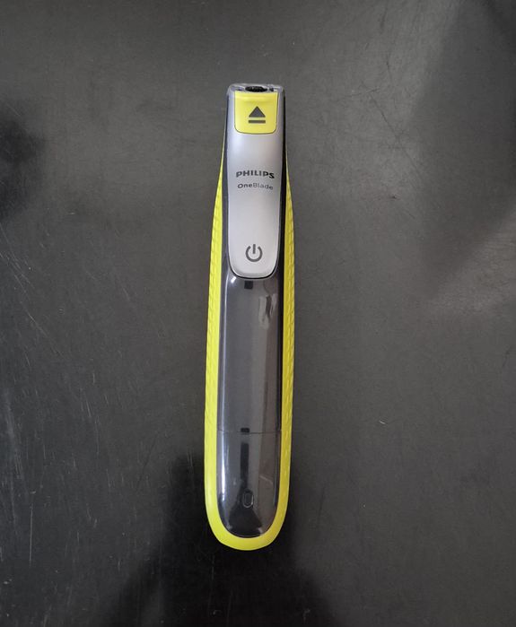 Philips OneBlade Face + 4 piepteni + lamă nouă sigilată + încărcător