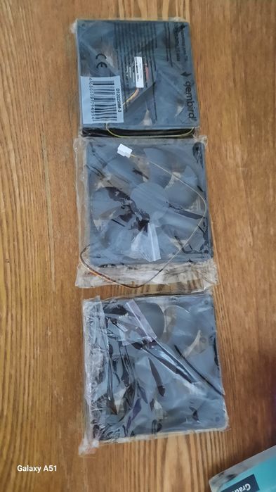 Продам корпусные вентиляторы