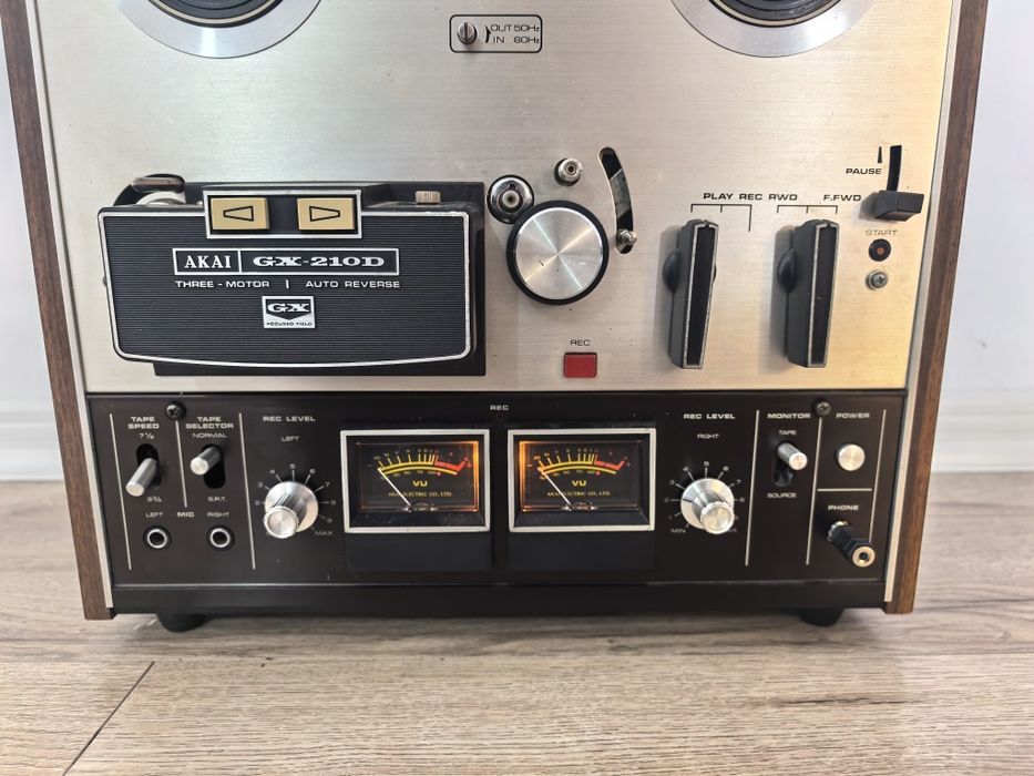 Magnetofon Akai GX 210D made in Japan