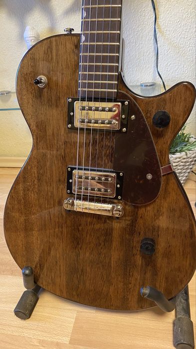 Комплект китара Gretsch Electromatic jet, и усилвател Fender Mustang 1