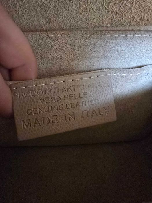 Италианска дамска чанта от естествена кожа