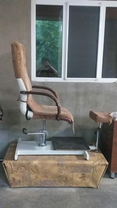 Продам педикюрное кресло
