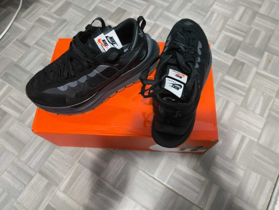 Nike x Sacai Vaporwaffle Black Gum, Negru, marime 40.5 EU