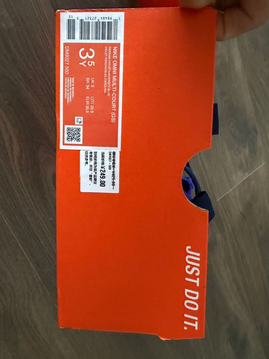 Nike Omni Multi-Court 35,5