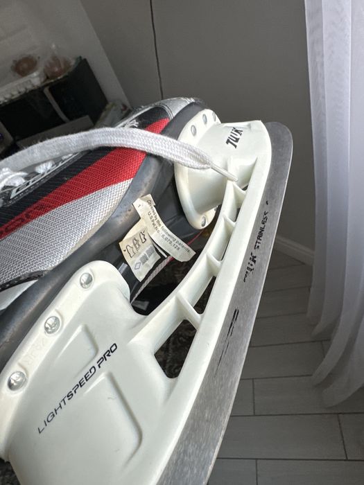 Коньки BAUER размер 42