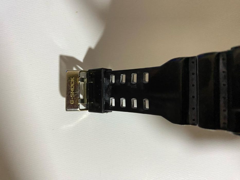 Продам оригинальные часы Casio GA 110,.