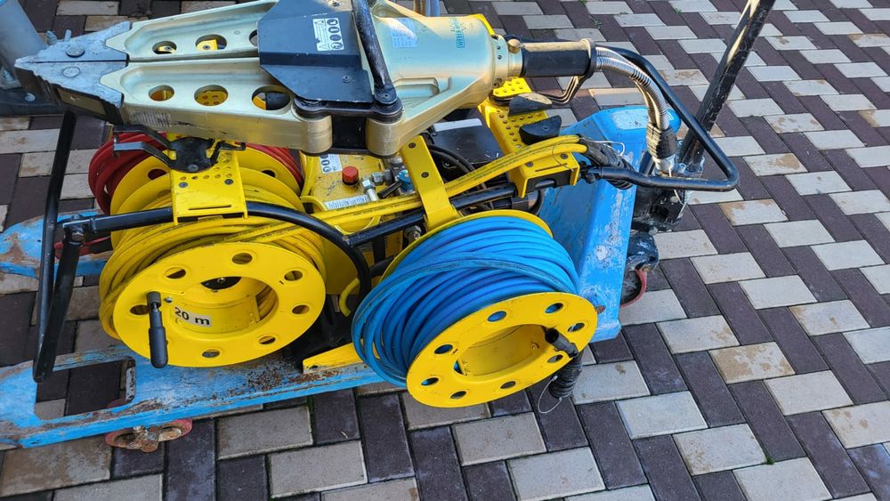 Echipament hidraulic Webber pentru descarcerari