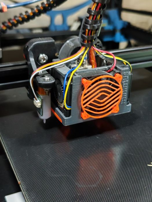 3D принтер Creality ender 3 v2