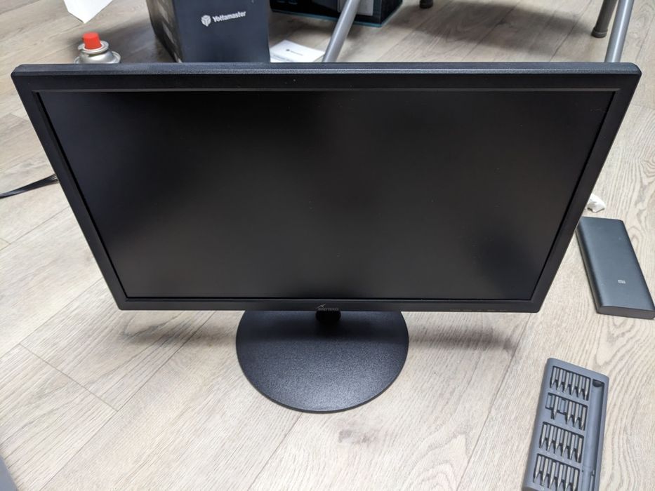 Монитор 18,5 дюймов