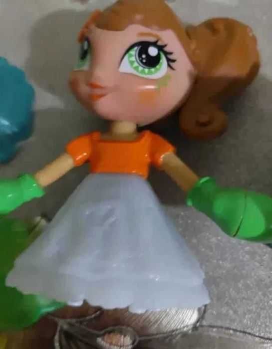 Dolly Doll cu animăluț și haine silicon