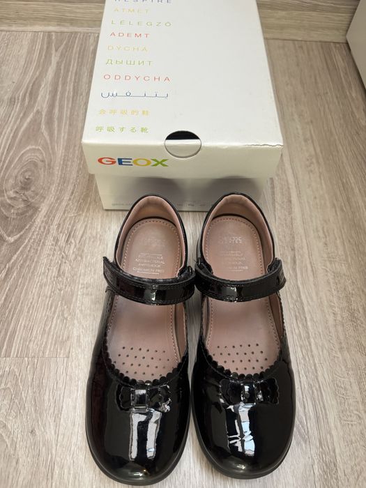 Balerini piele lacuita Geox, masura 32