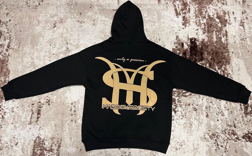 Vând compleu nou de bărbați Made by Society