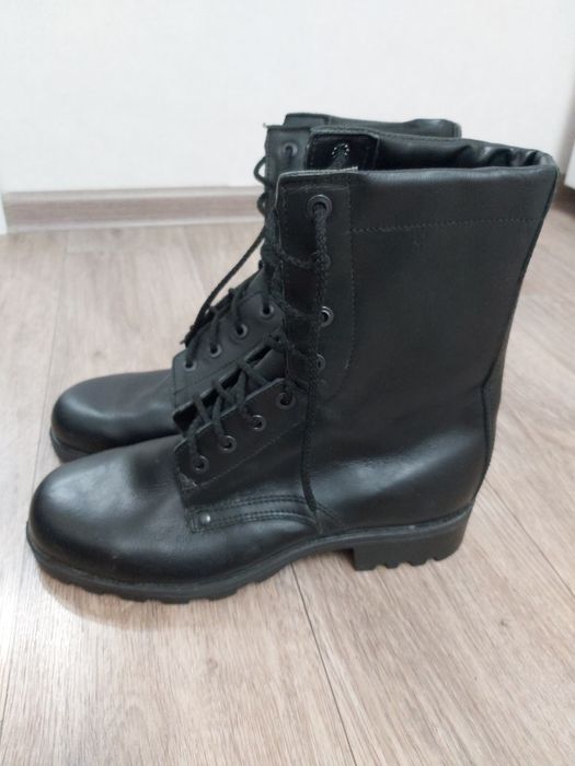 Продам летние берцы 43 р