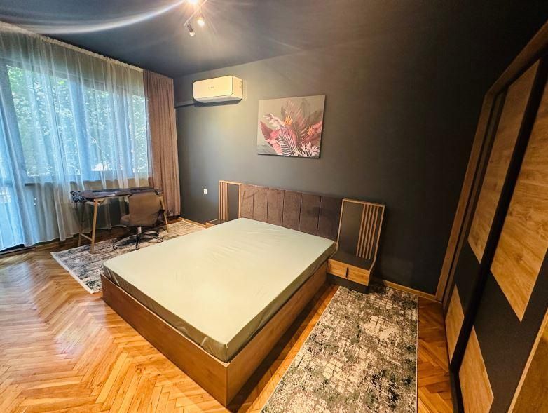 Дава се под наем Двустаен апартамент в Варна, Център - 55 кв.м за 500 € - Снимка #3