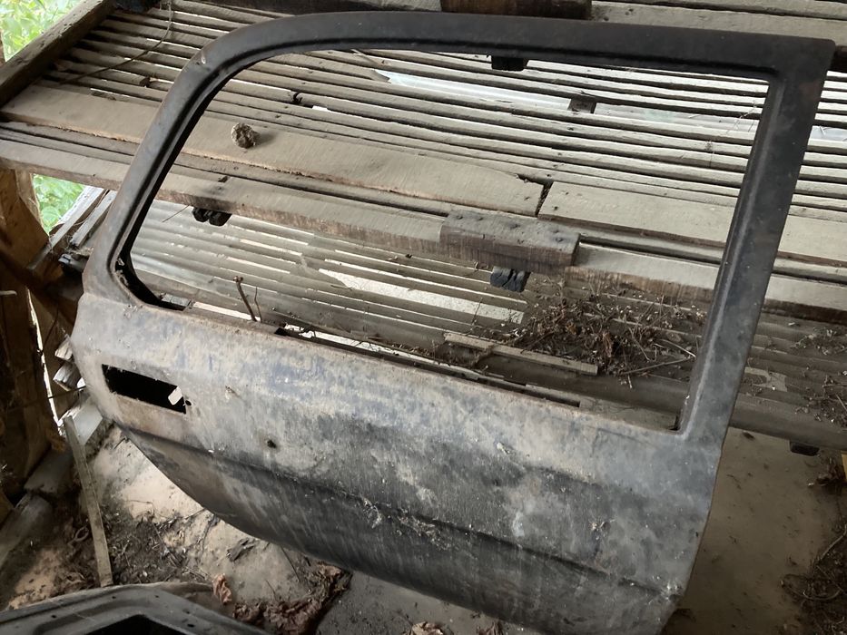 Волга ГАЗ 2410 - 4 врати и 4 калника