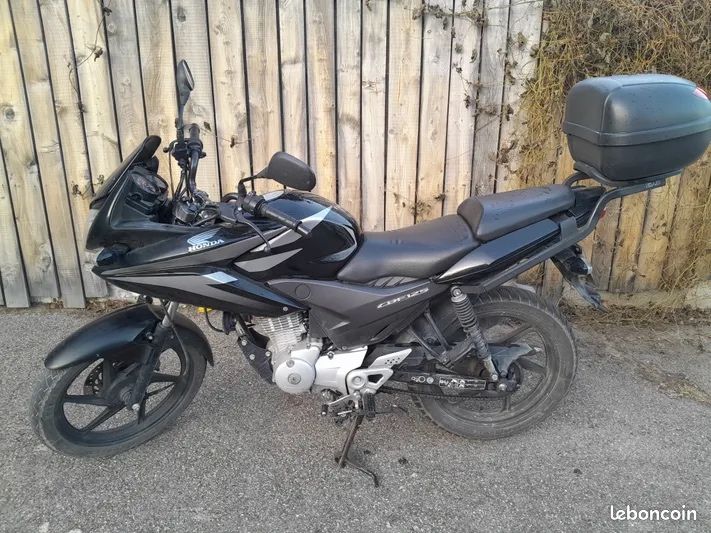 Honda CBF 125     2010