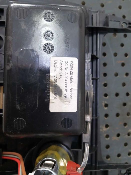 Scrumiera mercedes c class w204 a2046800179