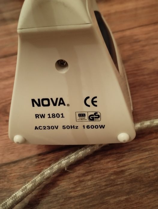 Электрический утюг