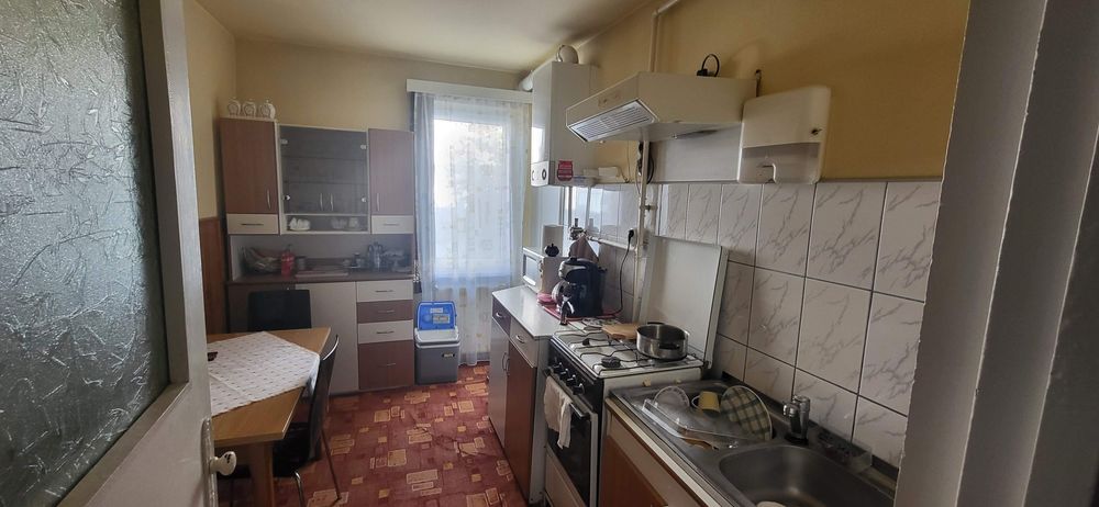 Apartament 3 camere in Reghin, Rodnei, etaj 2