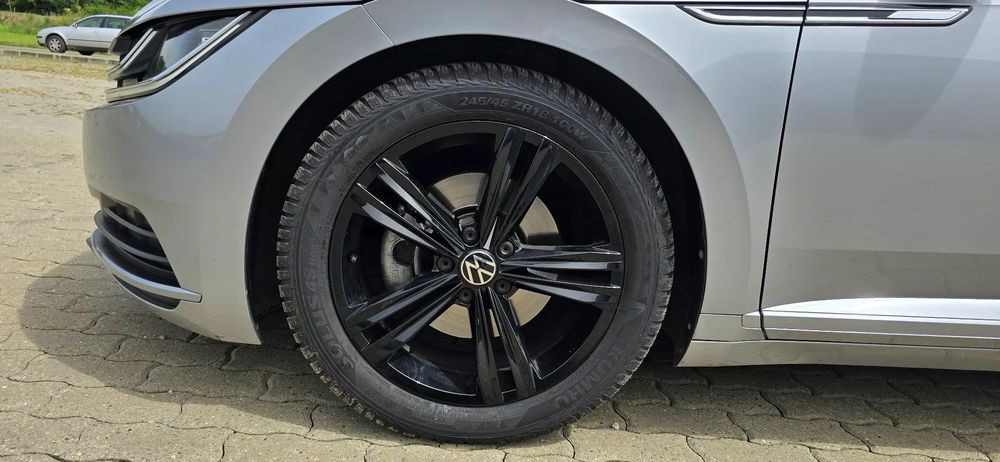 Volkswagen ARTEON Model 2018. Stare foarte bună, km putini, revizii in reprezentanta