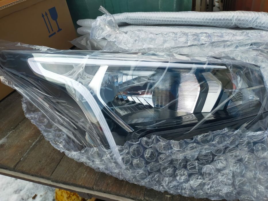 фара кия Рио  с 2020 по 2023 год