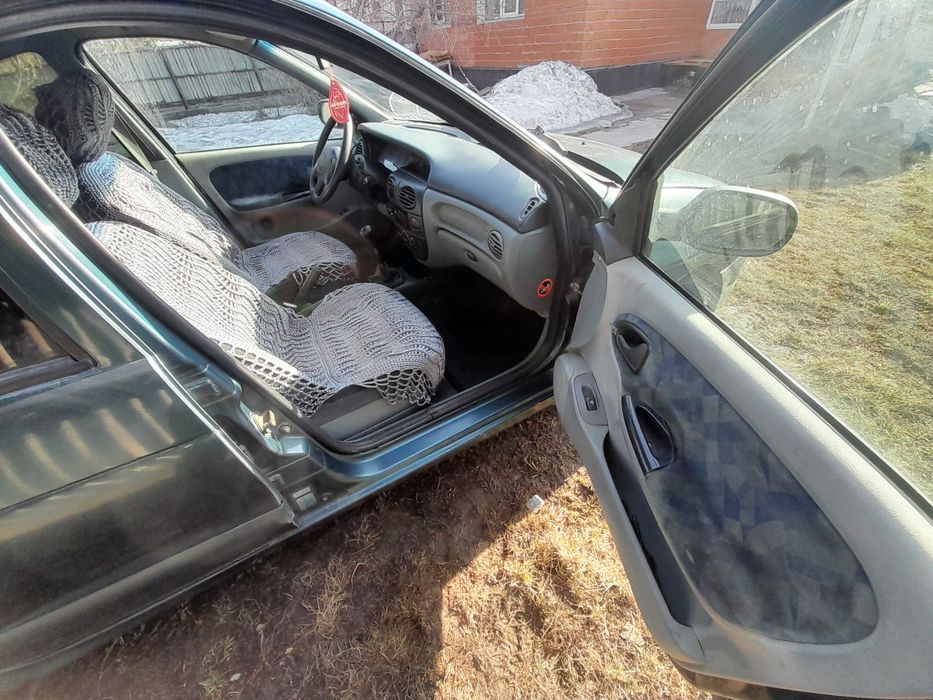 Продам рено меган