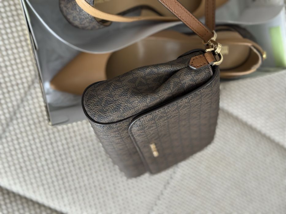 Сумка кросс боди Michael Kors