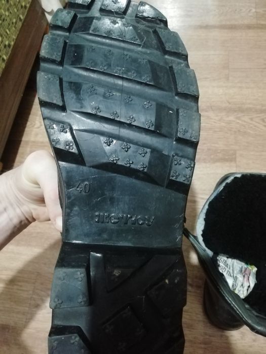 Продам берцы зимние