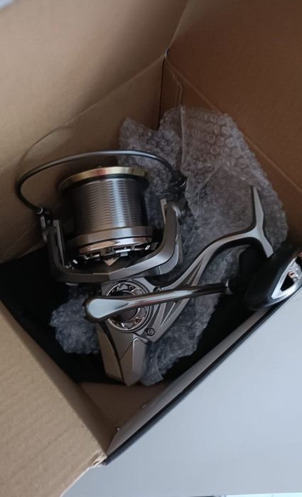 НАМАЛЕНИЕ 3 броя НОВИ макари NGK 10000 и 12000