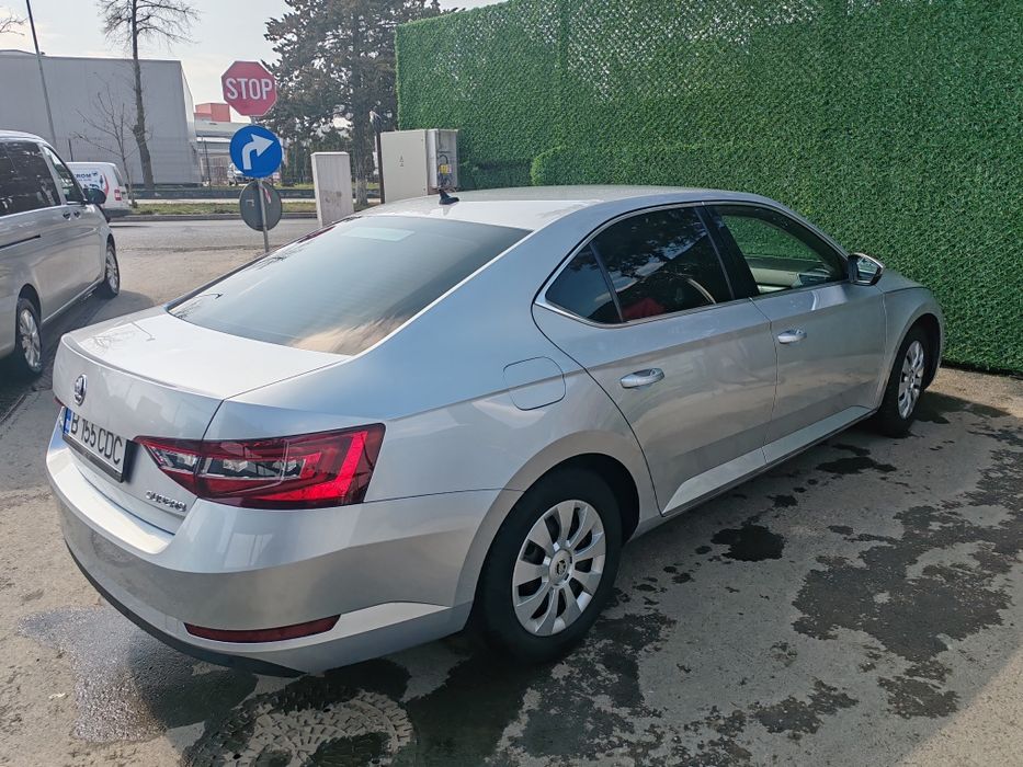 Skoda Superb 2016  190 cp