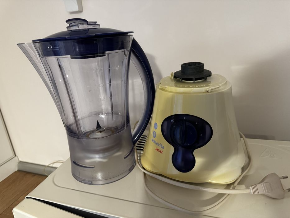 Blender 330 W, 2 viteze + functia pulse