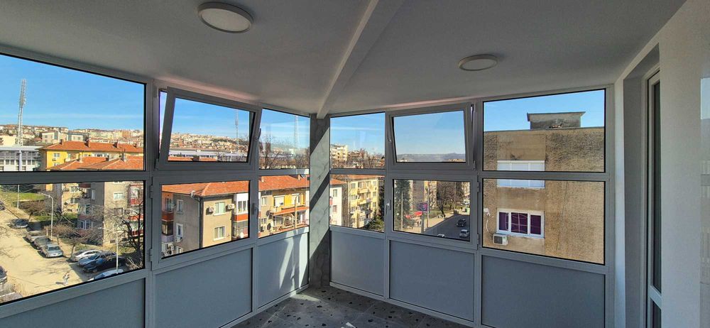 Продава се Тристаен апартамент в Велико Търново, Център - 101 кв.м за 969 €/кв.м - Снимка #2