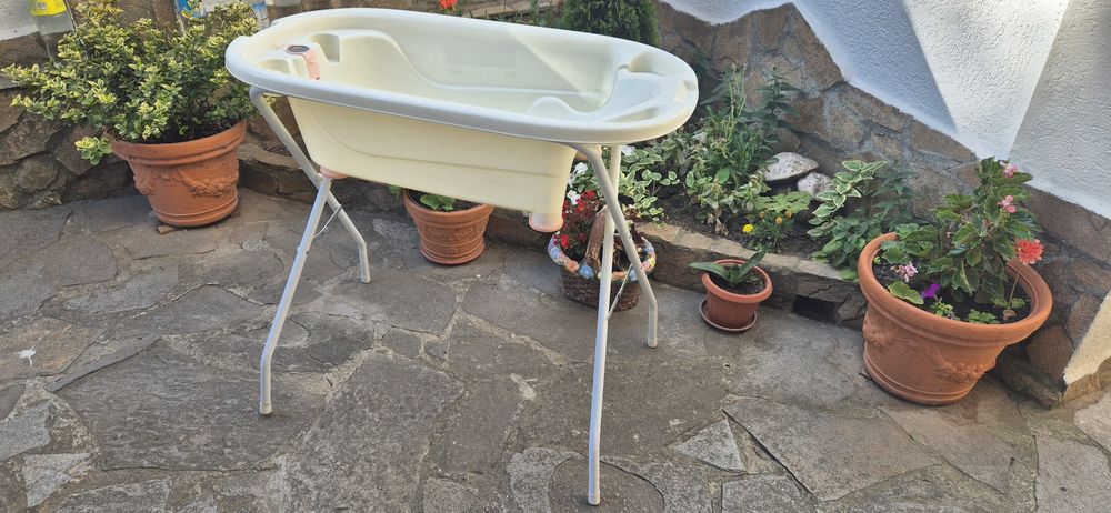 Бебешка вана (корито) със стойка и термометър