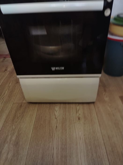 продам Газовую плиту