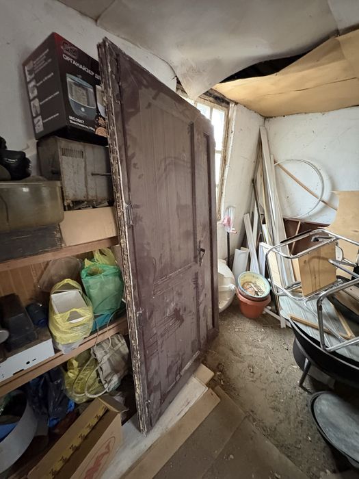 Дверь входная.