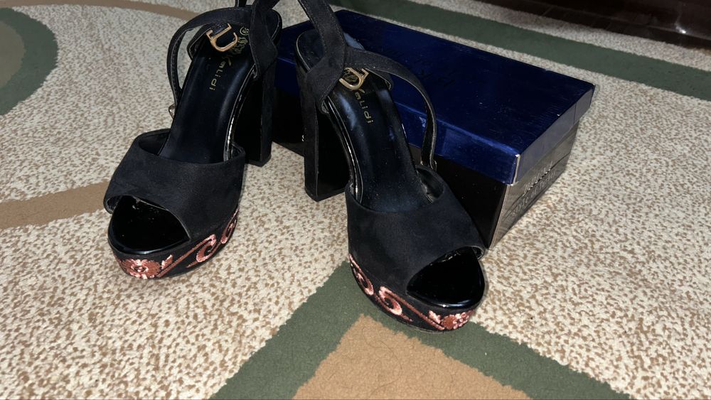 Жескик туфли лодочки