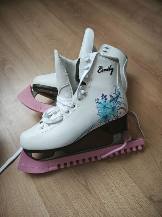 Продам коньки для девочки