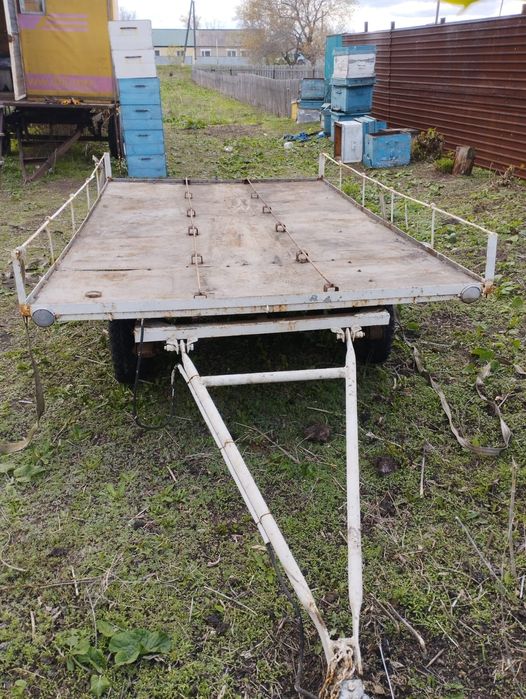 Прицеп с ульями для легкового автомобиля