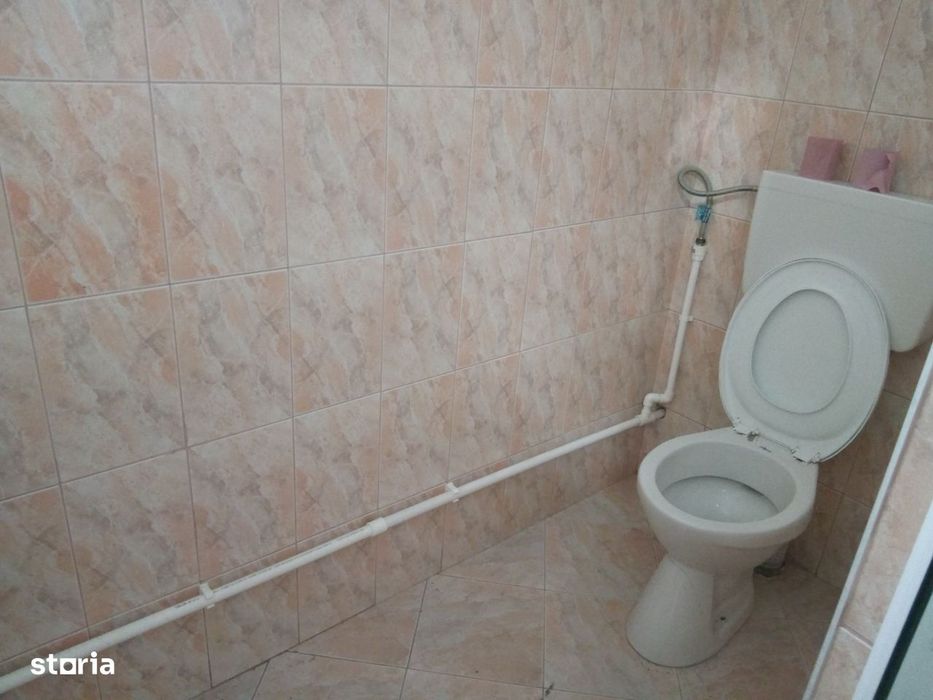 Tomis 3, spatiu 50 mp cu 2 intrari