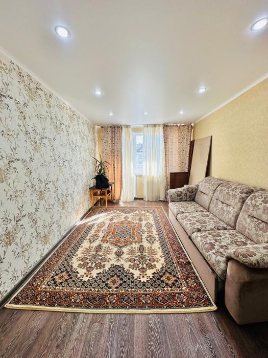 Продам 2 ком квартиру . Район Северного