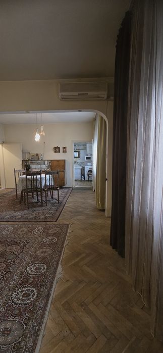 Втори  среден етаж с дворно място в Горна Оряховица