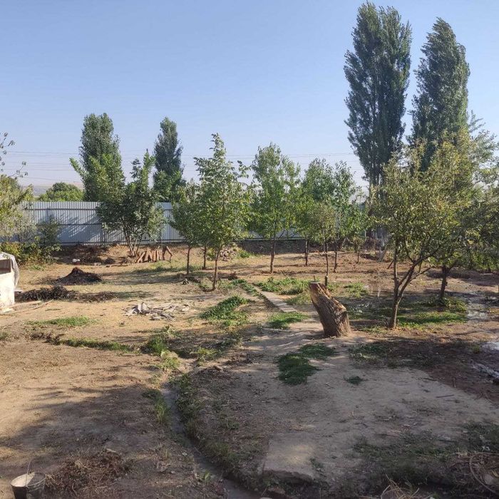 uy sotiladi 6 сўти dan 2ta