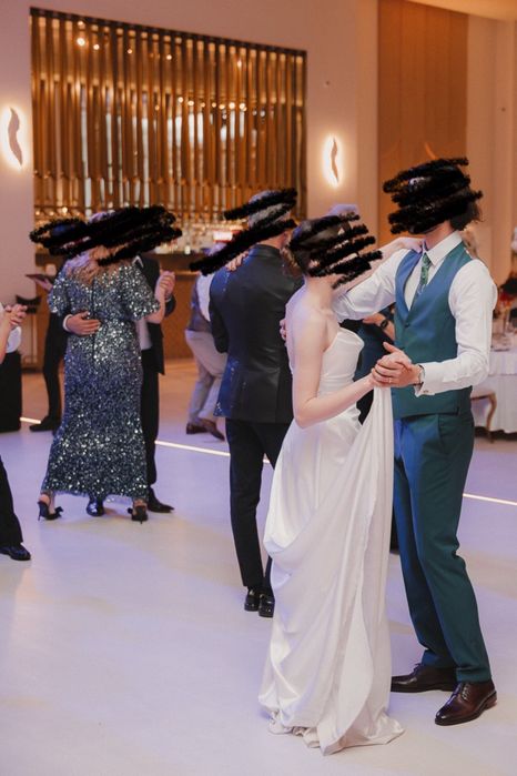 Rochie Mireasa Divine Atelier 2025 + Voal Divine Atelier Nefolosit