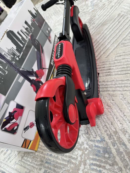 Самокат двухколесный