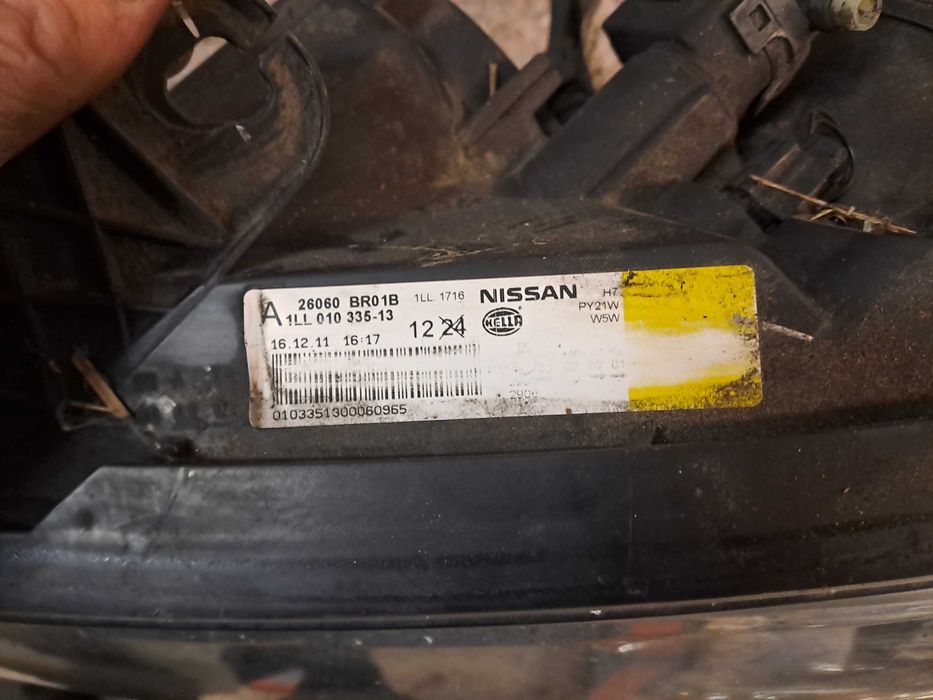 Far stanga dreapta Faruri Nissan nisan Qashqai quasqai J10 Cu LUPA