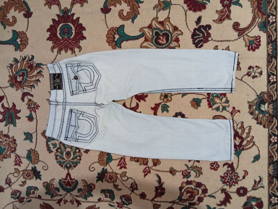 Джинсы True religion