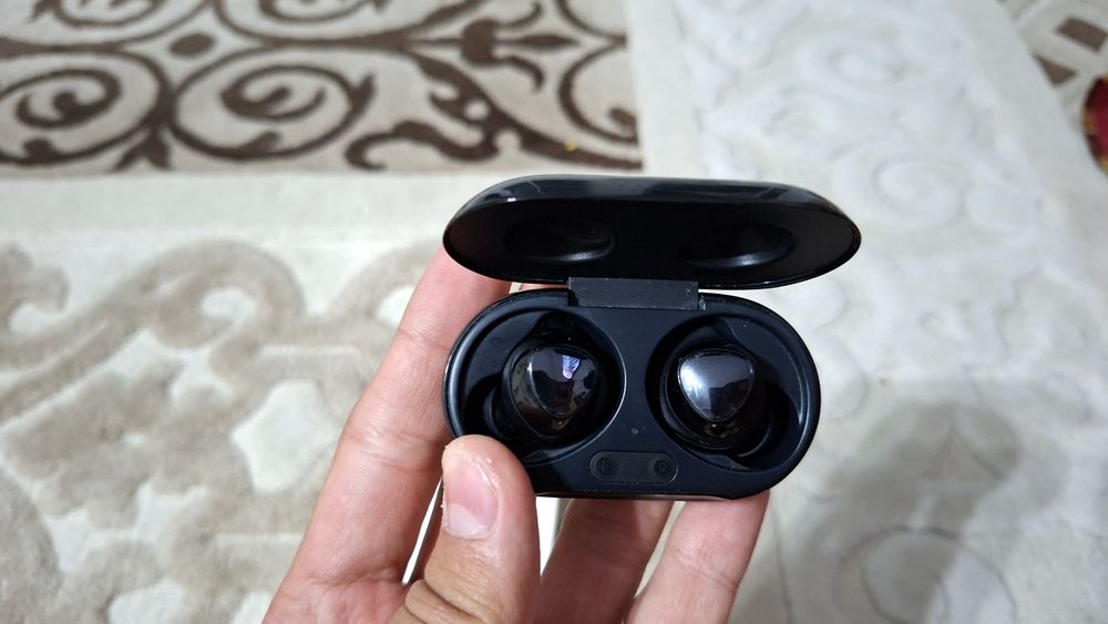 Samsung Galaxy Buds+
