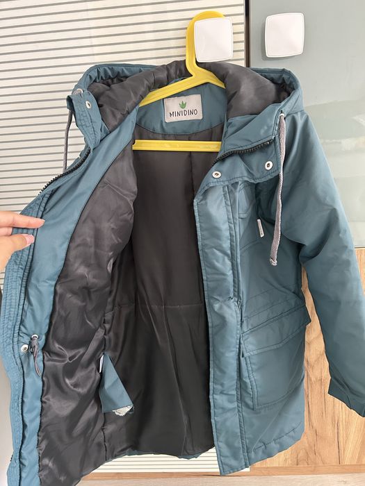 Продам куртки на мальчика