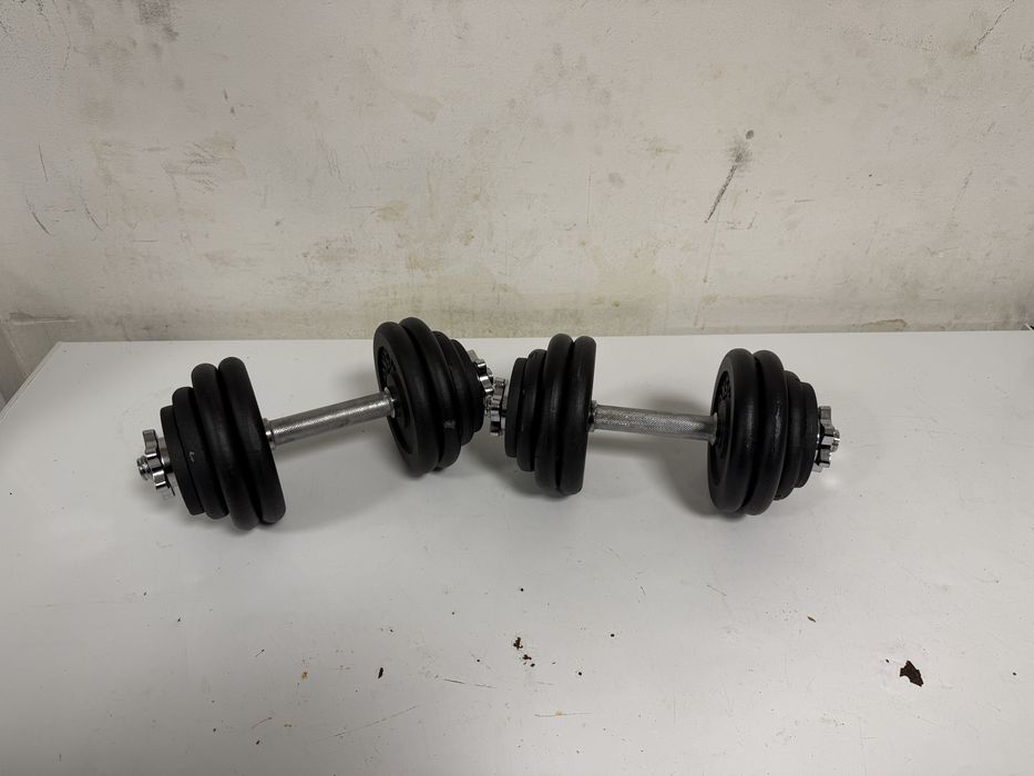 Gantere reglabile set 30 kg. 15+15=30 kg. Noi de fier